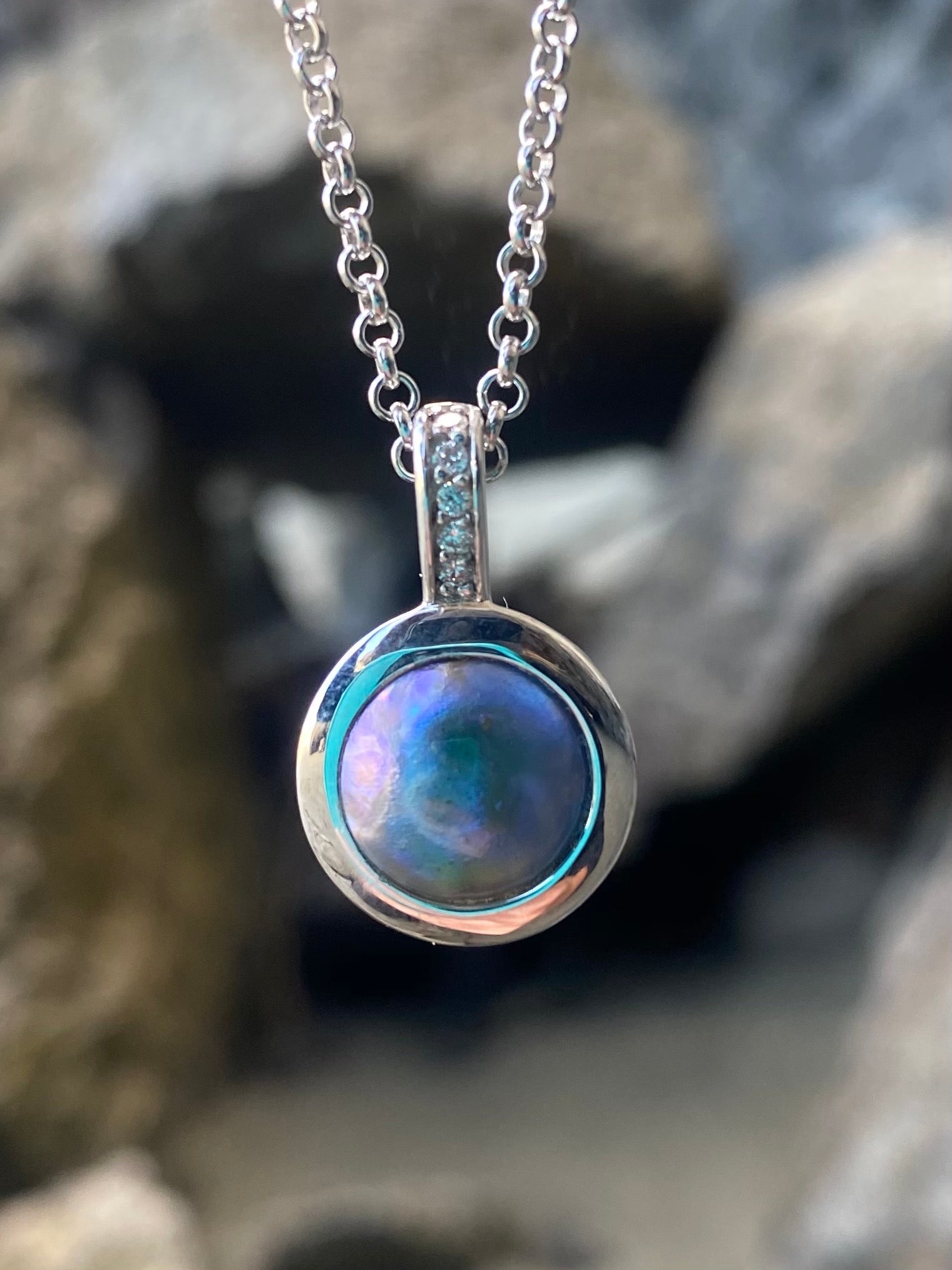 Hope pendant